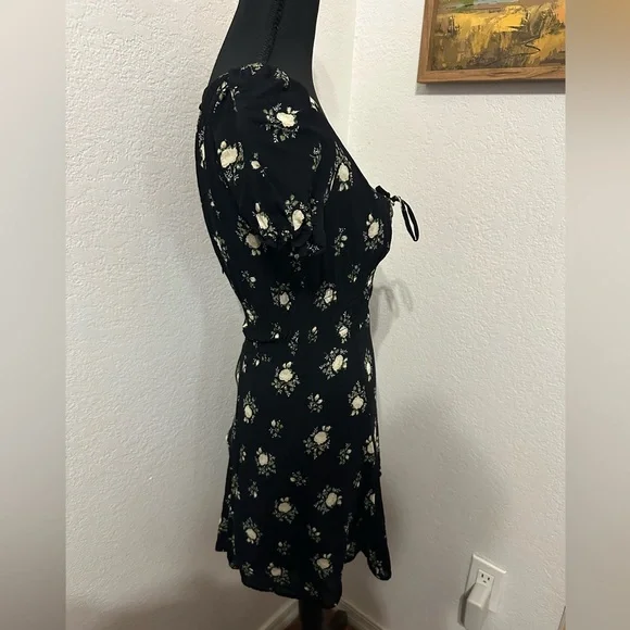 Reformation Linley Black Floral Mini Dress - Size 4 - Picture 4 of 10